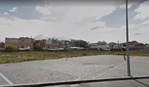 Terreno para Construção, situado em Pedrouços