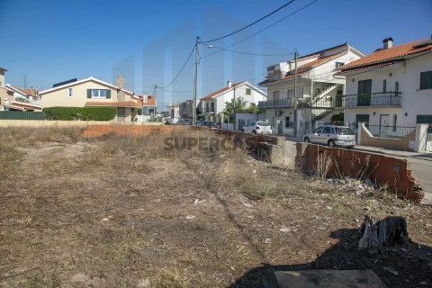 Terreno c/ 315 m2 na Quinta do Conde
