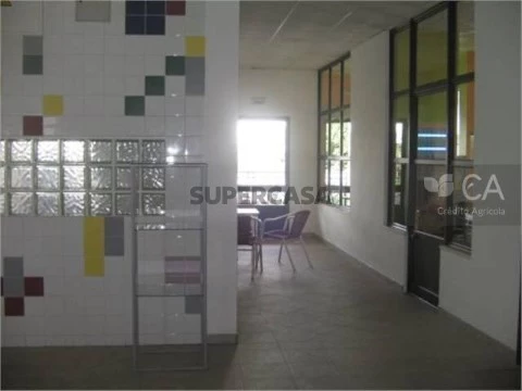 Geschäft auf Aldeia Galega da Merceana e Aldeia Gavinha, Alenquer
