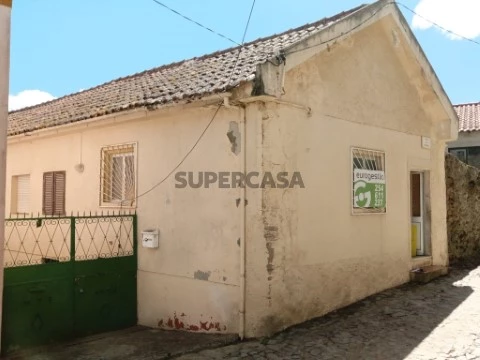 Moradia em Tarouca
