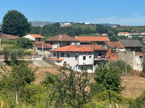 Casa em Eira Queimada