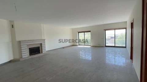 Apartamento T5, Beja