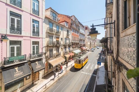 Habisale - Ricardo Ferrão - Calçada do Combro, Lisboa-8