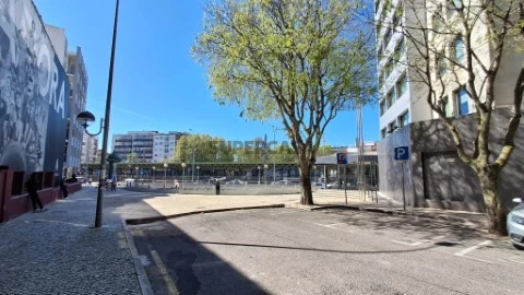 办公室 在 Mina de Água, Amadora