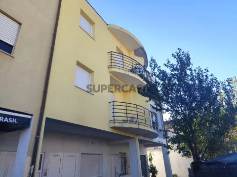 Gebouw Op Santa Maria Maior, Chaves