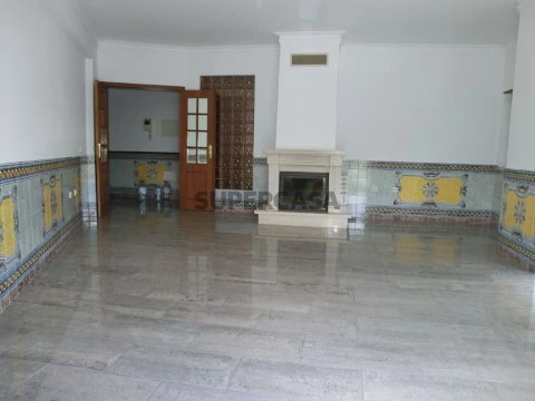 T3 Baixa da Banheira