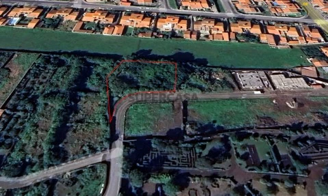 FHPL5062 - Terreno Rústico 1200m2 em nova zona urbanizável no Pico da Pedra