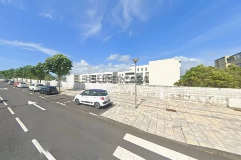 FHPL5065 - Terreno Urbanizável 3.188 m² para Projeto Habitacional e Comercial, São Pedro, Ponta Delgada