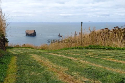 FHPL5066 - Terreno Rústico com Vista Mar Deslumbrante, Mosteiros, Ponta Delgada