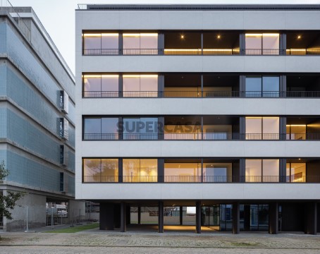 20251203-LOUSINHA-ARQUITECTOS-RIVER-LINE-053