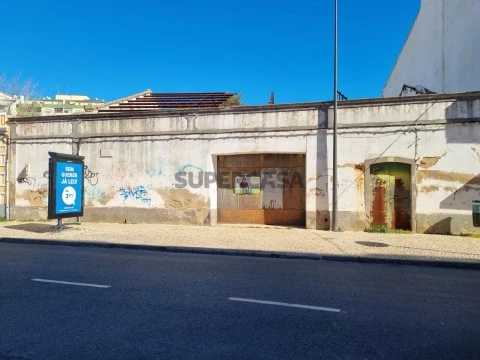 Edifício para Demolir e Reconstruir, Portimão
