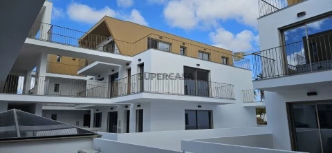 Apartamento T2 com piscina em Cabanas de Tavira, Edifício