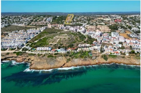 Lote Urbano, moradia T3 com vista mar, Luz, Algarve