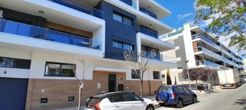 Apartamentos T1/T2/T3, Montenegro, Faro, Algarve