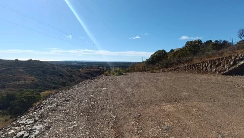 Terreno rústico com vista mar em Tavira