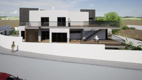 Lote com projeto aprovado para moradia unifamiliar, Montenegro, Faro