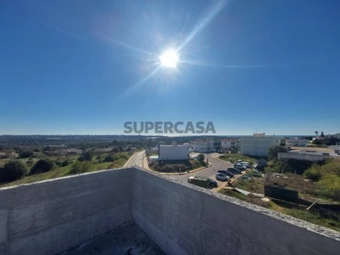 Apartamentos T3 em Mexilhoeira Grande, Portimão