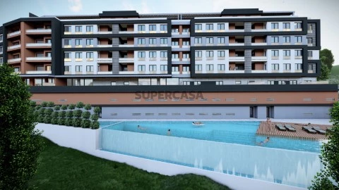 Empreendimento com comércio e apartamentos T1 a T4 na Covilhã