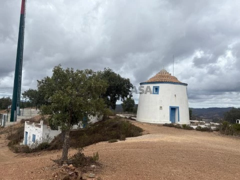 Moinho de vento tradicional, Loulé, Algarve