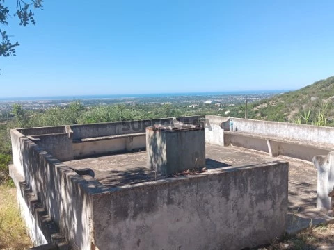 Terreno com ruína, vista mar, Santa Bárbara de Nexe, faro, Algarve