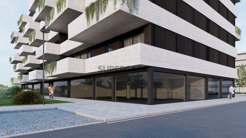Loja com 65m2 e lugar de garagem