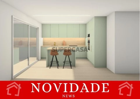 Apartamento T3 em Ferrel, Peniche
