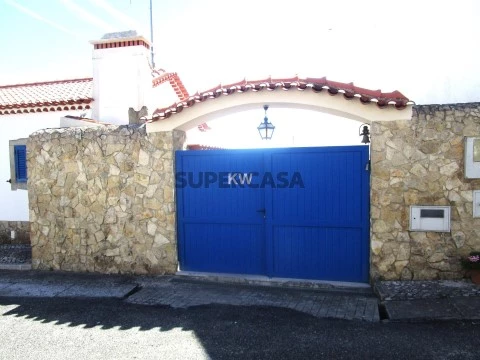 Moradia T6 em Olho Marinho, Óbidos