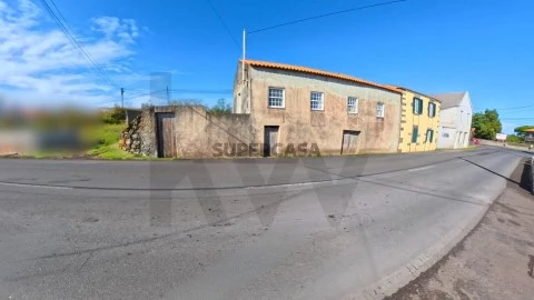 Moradia T3 na Madalena, Madalena