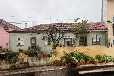 Moradia T4 em Póvoa de Santo Adrião e Olival Basto, Odivelas