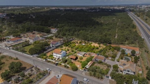 Quinta T4 em Fernão Ferro, Seixal