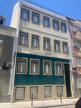 Apartamento T0 em Campolide, Lisboa