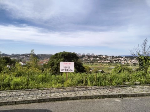 Terreno em Recardães e Espinhel, Águeda