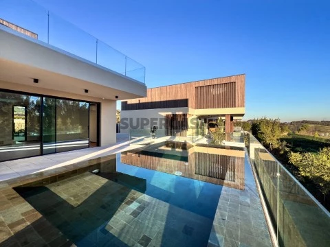 Moradia T4+1 c/ piscina | Cascais