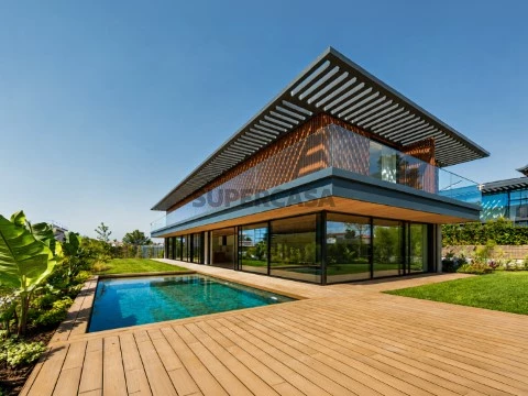 Moradia T4 c/Piscina | Birre