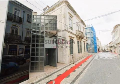 Prédio em Cidade de Santarém, Santarém