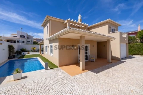 Moradia T4 em São Gonçalo de Lagos, Lagos