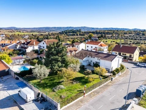 Terreno Urbano em Covilhã e Canhoso, Covilhã