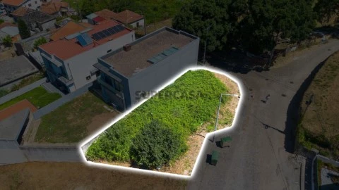 Terreno Urbano em Gondomar (São Cosme), Valbom e Jovim, Gondomar