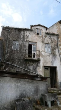 Haus 3 Zimmer auf Melo e Nabais, Gouveia