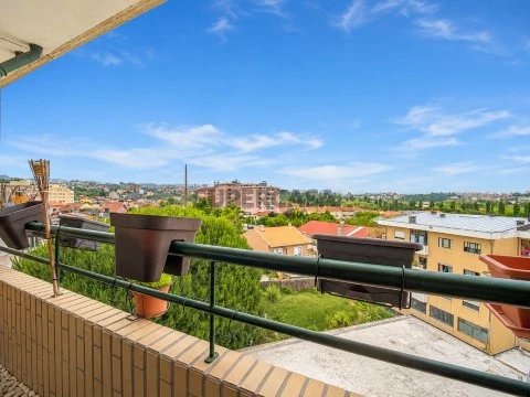 Apartment 3 bedrooms in Rio Tinto, Gondomar