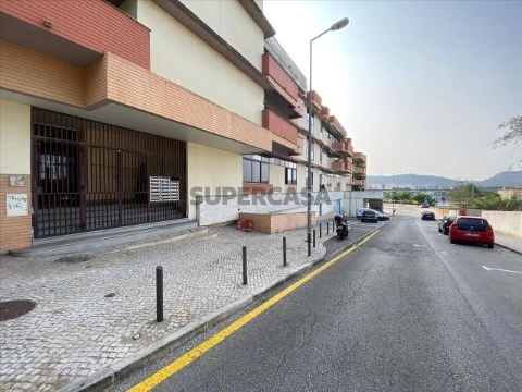 Setúbal, Plaza - Edifício