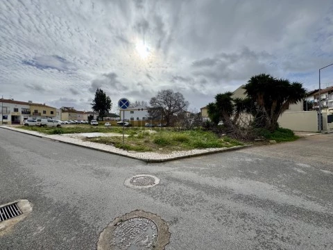Setúbal, Bairro da Monarquina - Terreno