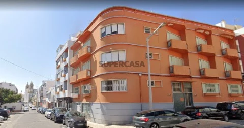 Prédio/ Hotel-Faro-GoldenProperties