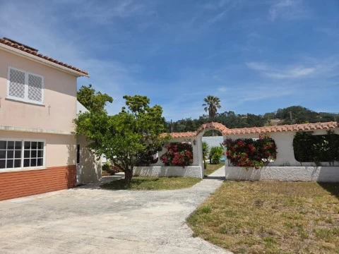 Fachada - Jardim