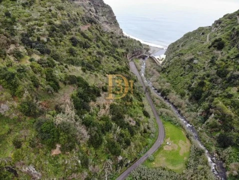 Terreno em São Jorge, Santana
