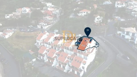 Moradia Bi-Familiar T3 em São Gonçalo, Funchal