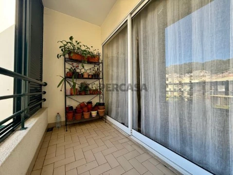 Apartamento T4 em Santo António, Funchal