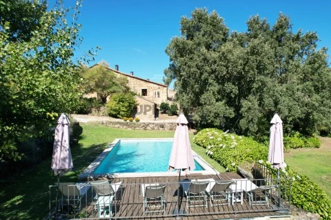Piscina e moradia - DJI_0132