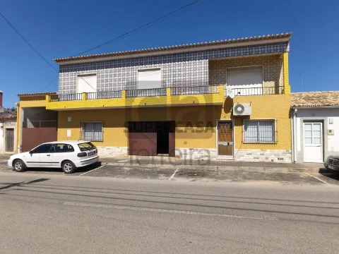 Fachada (2)