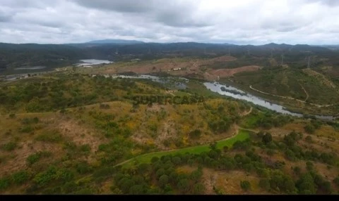Terreno com projeto aprovado - São Bartolomeu de Messines